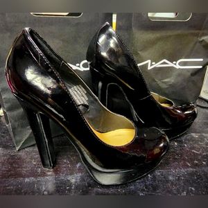 Black high heels, Shoe Candy, Size 6